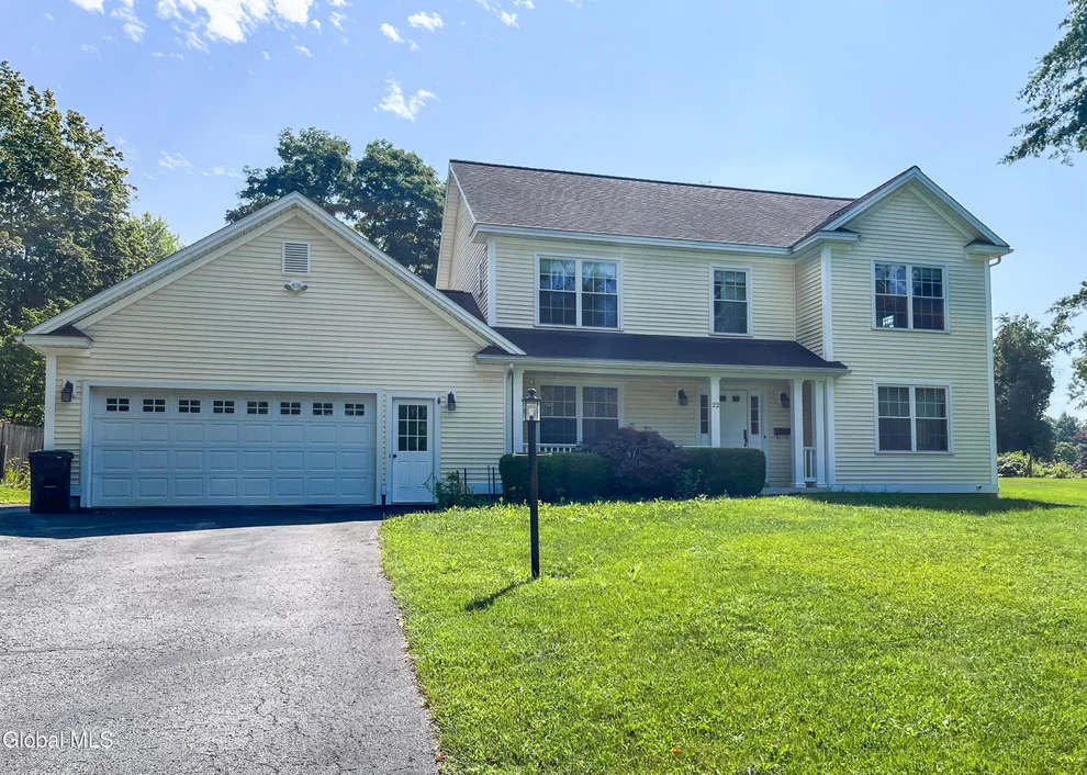 Unit for sale at 22 Magdalen Road, Bethlehem, NY 12054
