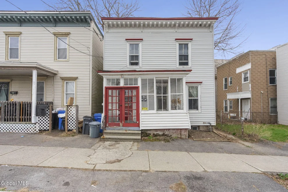 Unit for sale at 40 Cortland Place, Albany, NY 12203