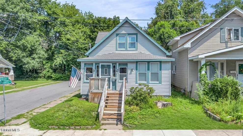 Unit for sale at 2101 Colgate Place, Schenectady, NY 12304