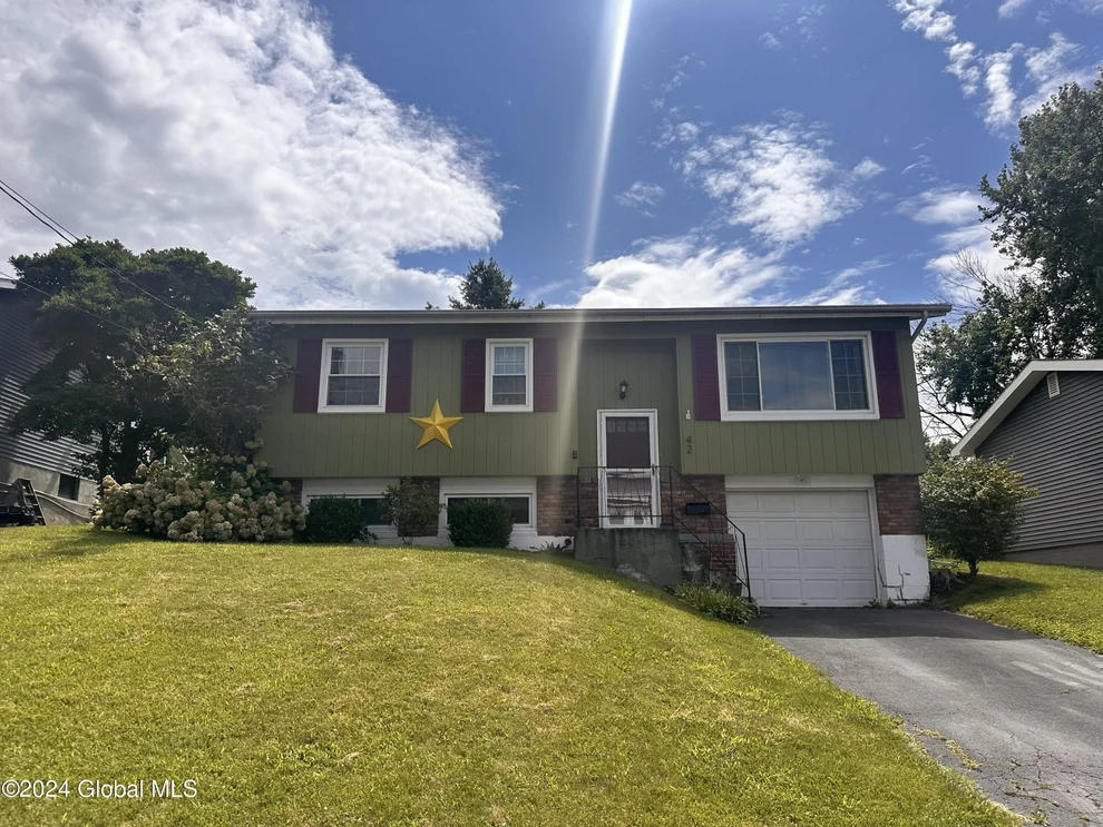 Unit for sale at 42 Wendell Street, Rensselaer, NY 12144