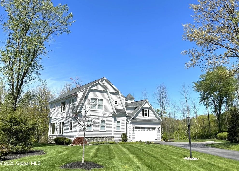 Unit for sale at 5 Pickett Lane, Clifton Park, NY 12148