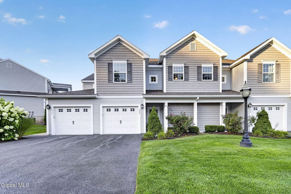Unit for sale at 503 Grayson Place, Glenville, NY 12302