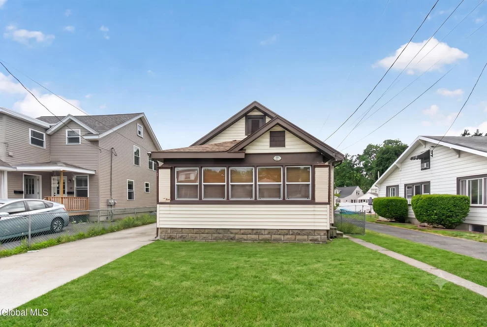 Unit for sale at 24 Maplewood Avenue, Albany, NY 12205