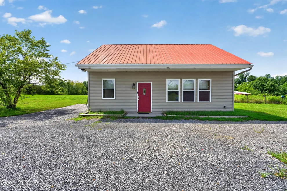 Unit for sale at 1595 State Route 196, Kingsbury, NY 12828