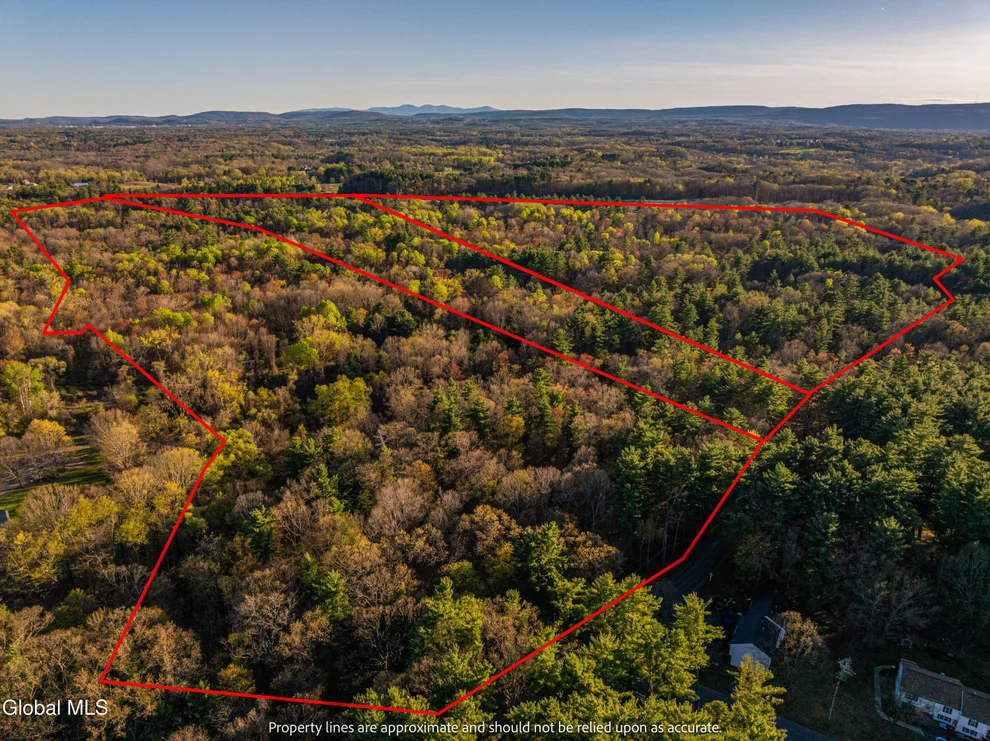 Unit for sale at 360 Church Road, Guilderland, NY 12203