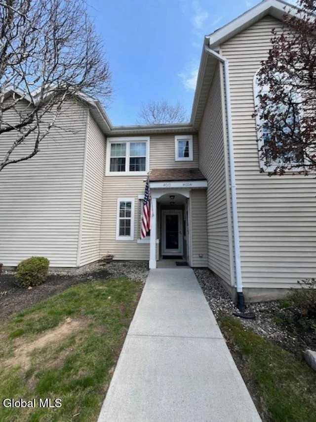 Unit for sale at 4004 S Foxwood Drive, Clifton Park, NY 12065