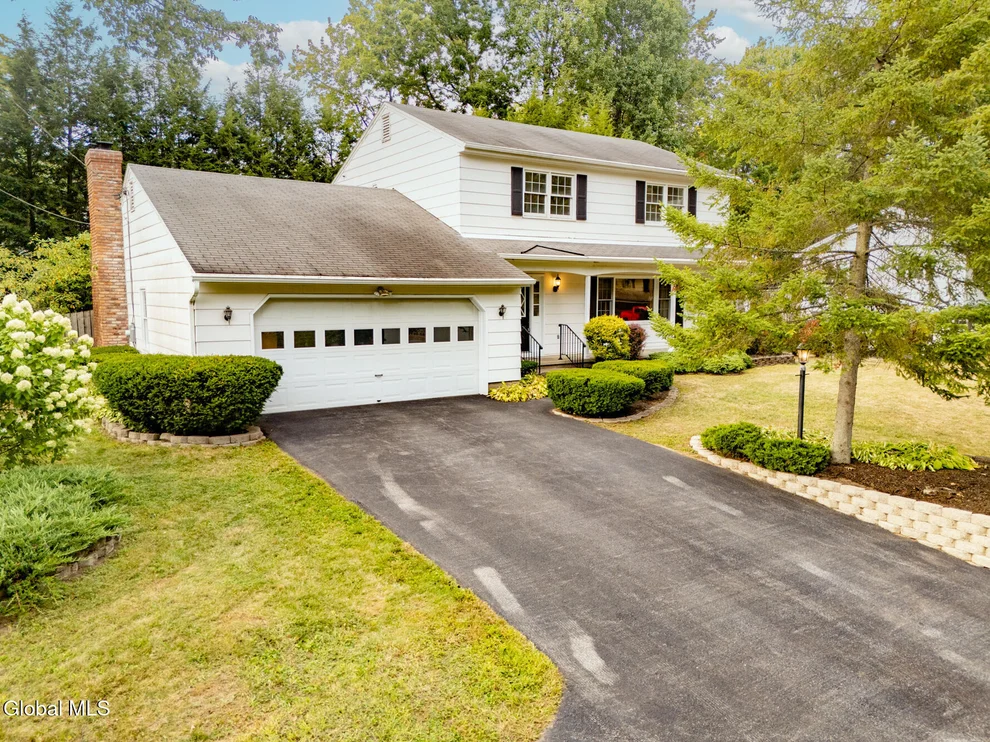 Unit for sale at 10 Oakwood Drive, Queensbury, NY 12804