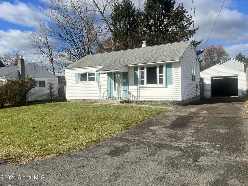 Unit for sale at 50 Rooney Avenue, Colonie, NY 12205