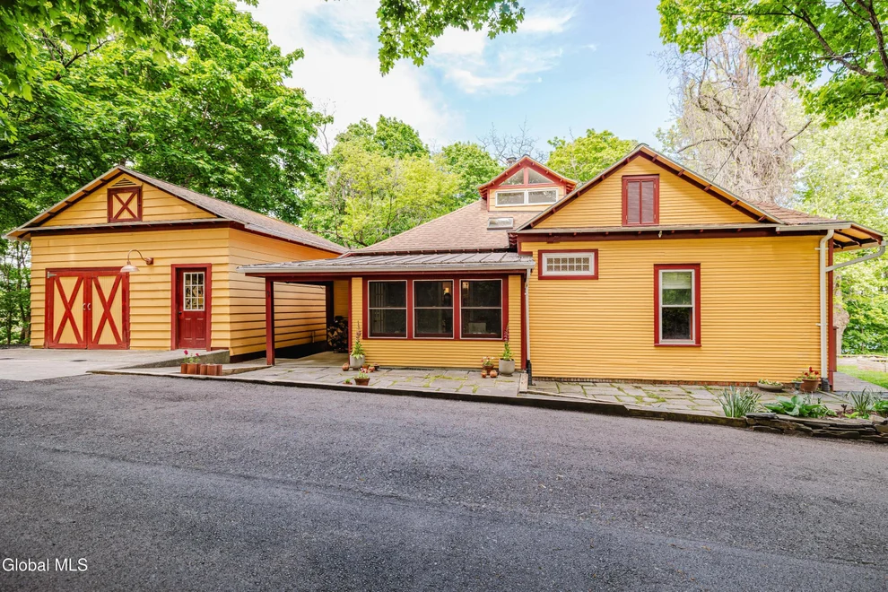 Unit for sale at 4 1st Street, Castleton-on-Hudson, NY 12033
