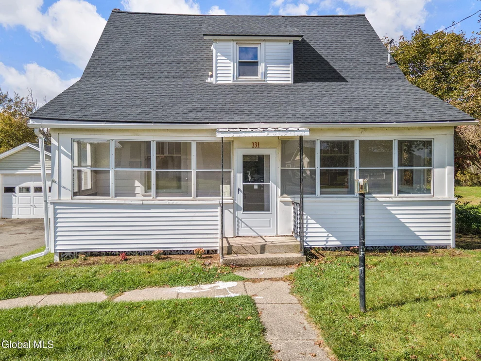 Unit for sale at 331 Hudson Avenue, Stillwater, NY 12118