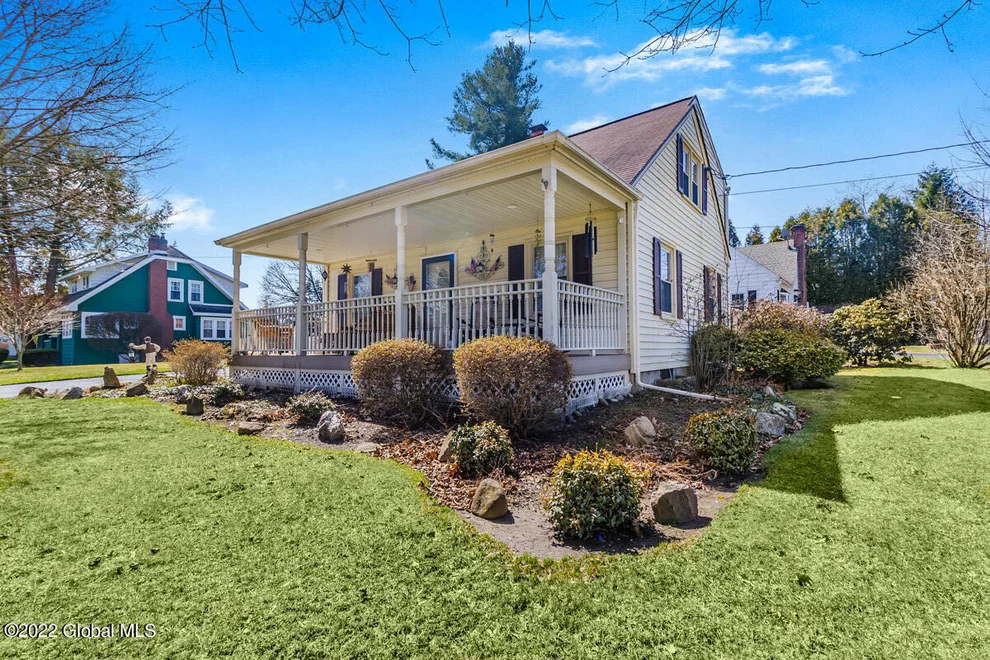Unit for sale at 1 Dewey Avenue, Halfmoon, NY 12118