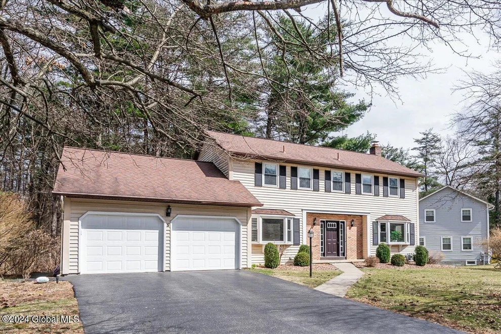 Unit for sale at 5 Plum Poppy South, Ballston Spa, NY 12020