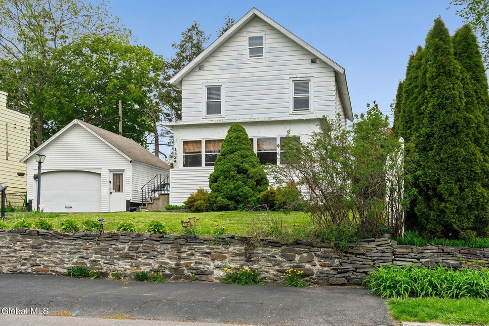 Unit for sale at 1524 Avenue A, Watervliet, NY 12189