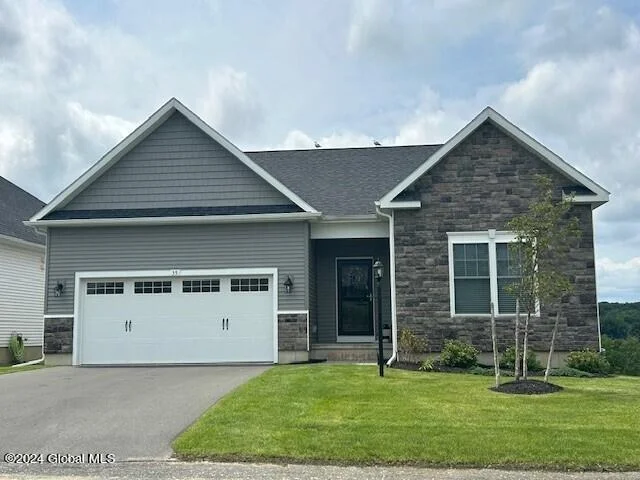 Unit for sale at 21 Harbor Lane, Colonie, NY 12047