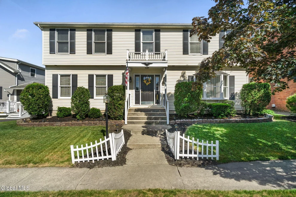 Unit for sale at 1124 7th Avenue, Watervliet, NY 12189