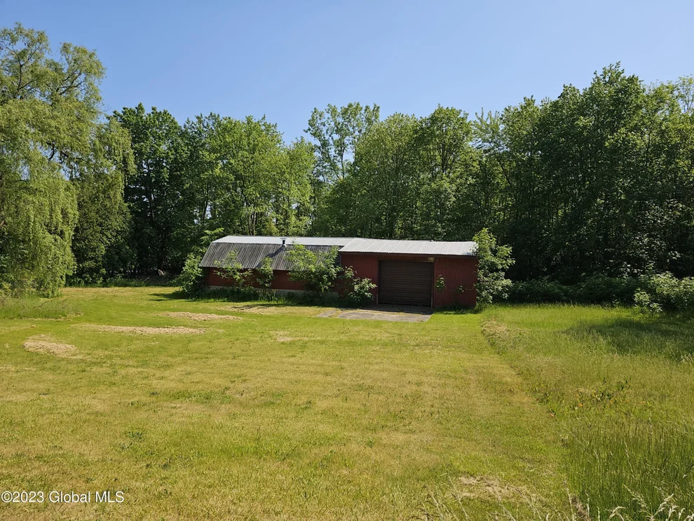 Unit for sale at 8 Dugan Hill Road, Mechanicville, NY 12118