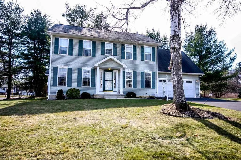 Unit for sale at 6 COTTONWOOD Lane, Bethlehem, NY 12158