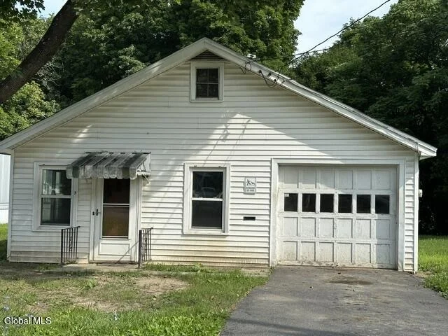 Unit for sale at 7 Madison Avenue, Ravena, NY 12143
