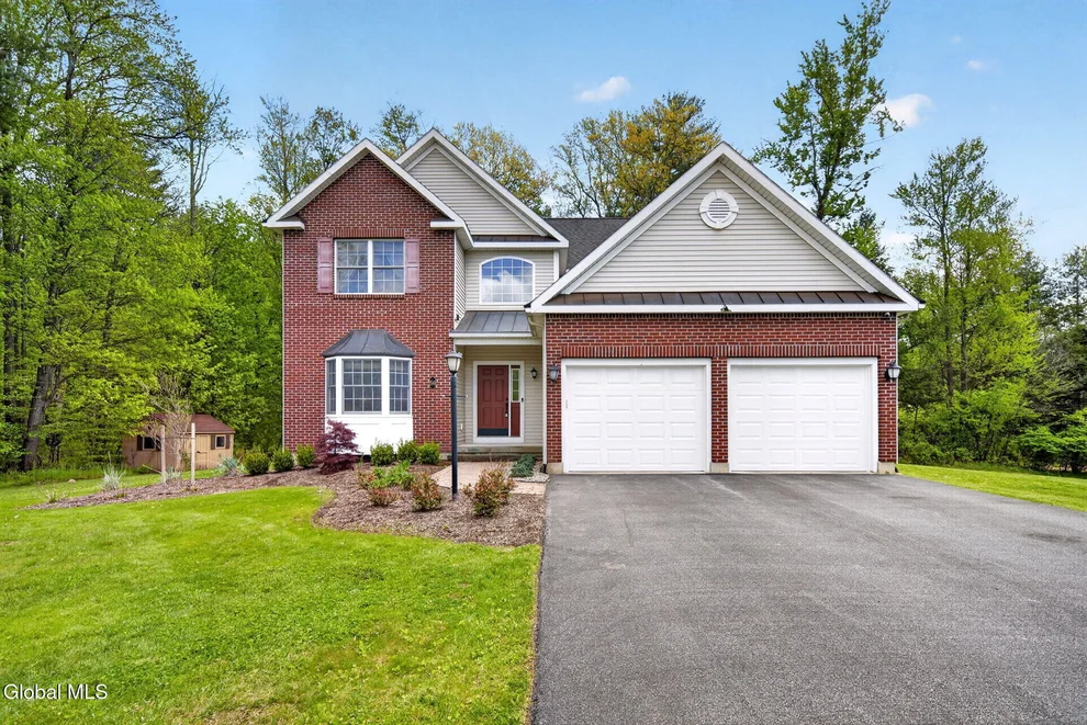 Unit for sale at 56 Jean Place, Guilderland, NY 12303