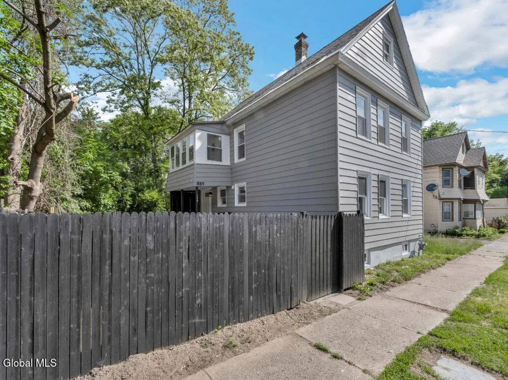 Unit for sale at 889 Yorkston Street, Schenectady, NY 12303