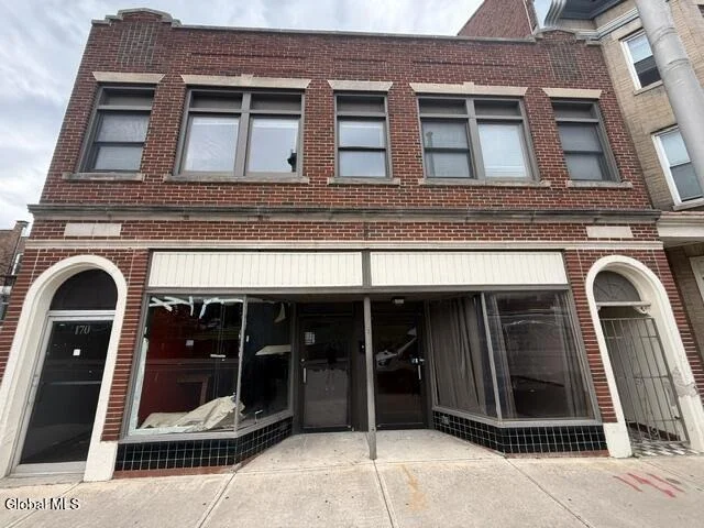 Unit for sale at 170 Lafayette Street, Schenectady, NY 12305