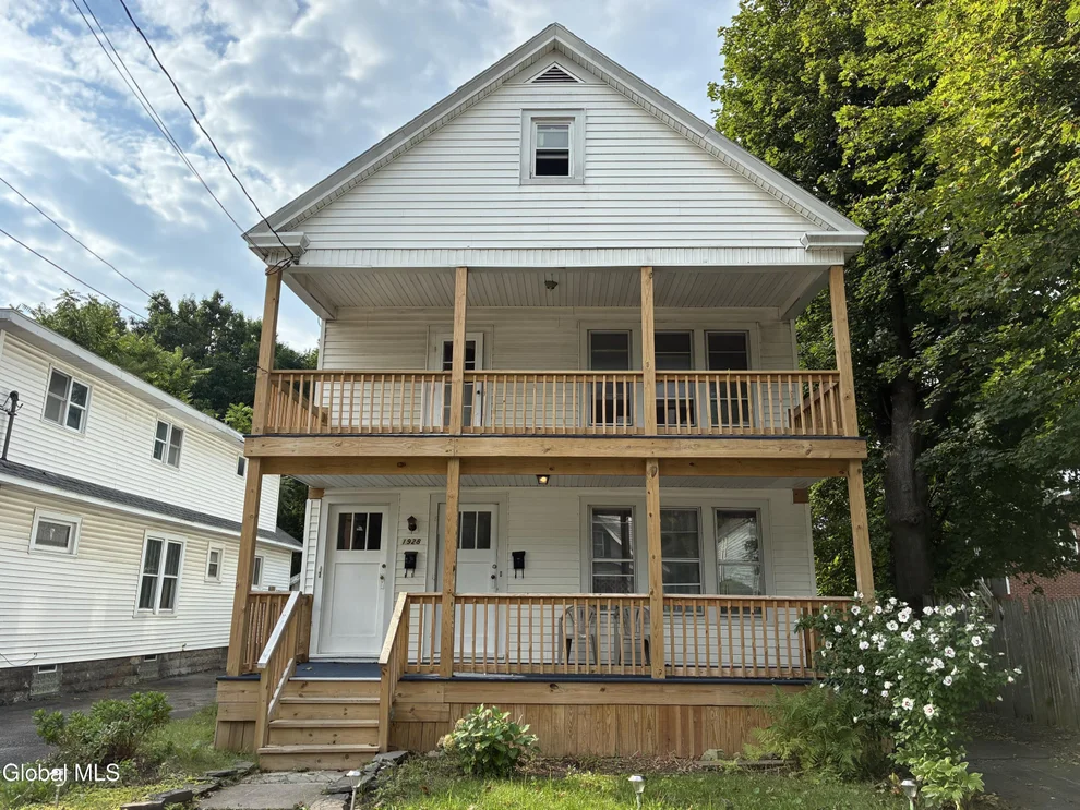 Unit for sale at 1928 Broad Street, Schenectady, NY 12306