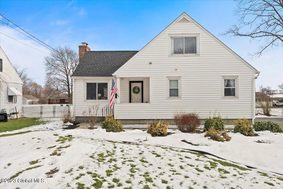 Unit for sale at 60 Woodlawn Drive, Ravena, NY 12143