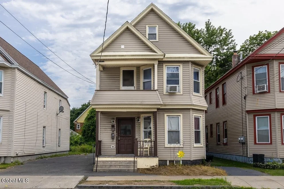 Unit for sale at 212 Duane Avenue, Schenectady, NY 12307