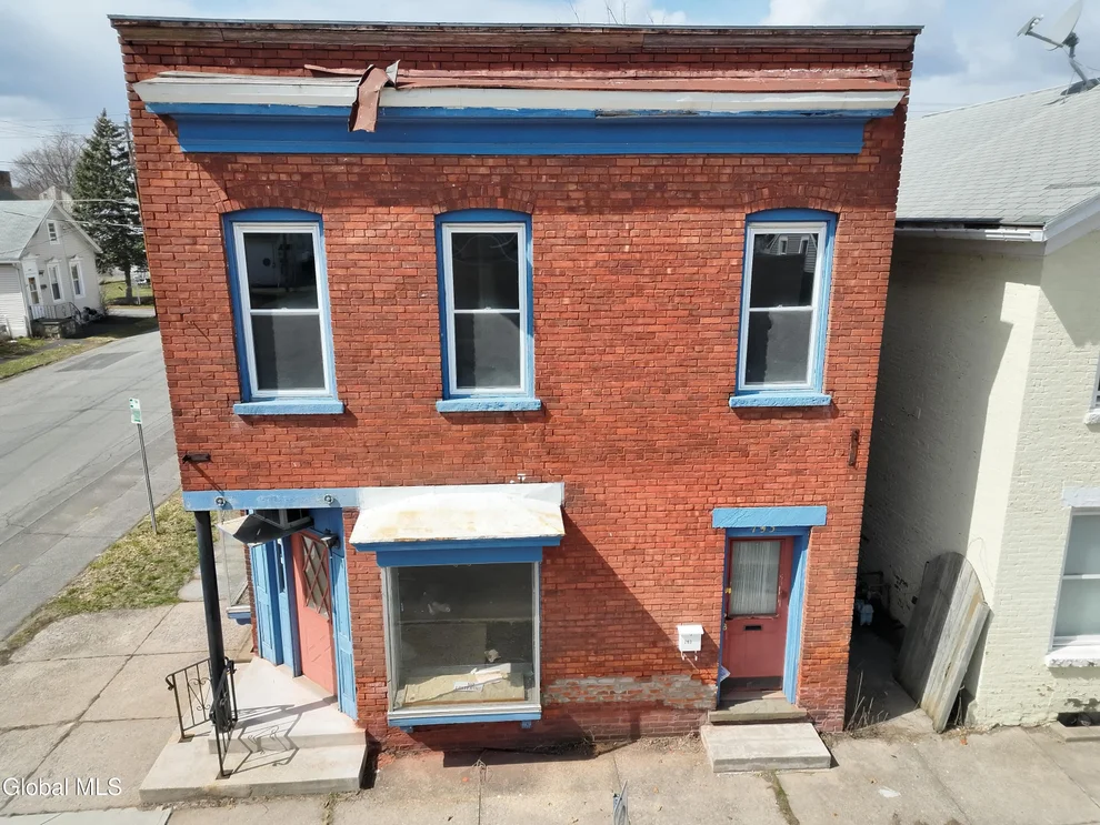 Unit for sale at 793 5th Avenue, Troy, NY 12182