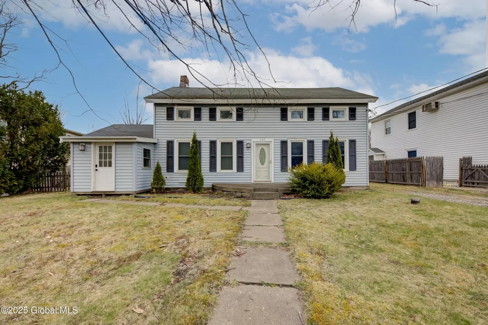 Unit for sale at 147 Parker Hall Road, Kinderhook, NY 12130