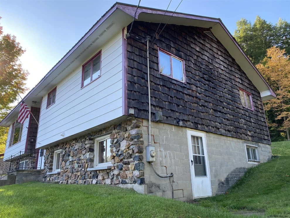 Unit for sale at 3987 NYS ROUTE 9N, Moriah, NY 12974