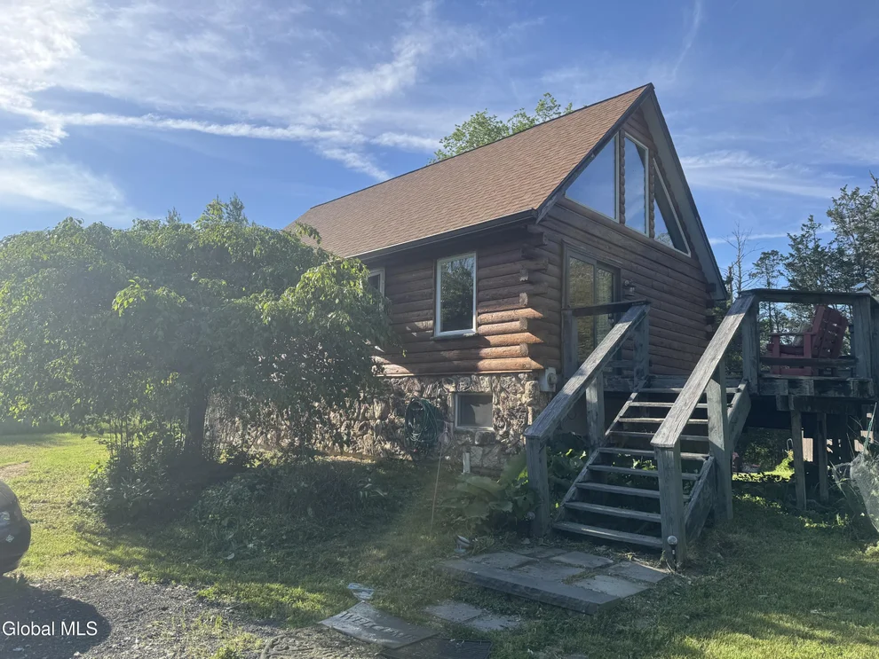 Unit for sale at 26 Squire Lane, Athens, NY 12015