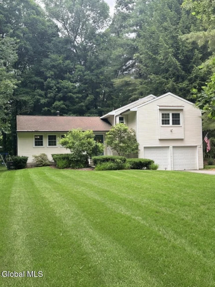 Unit for sale at 4 Woodlake Drive, Wilton, NY 12831