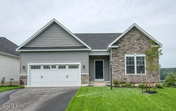 Unit for sale at 15 Jack Drive, Halfmoon, NY 12118