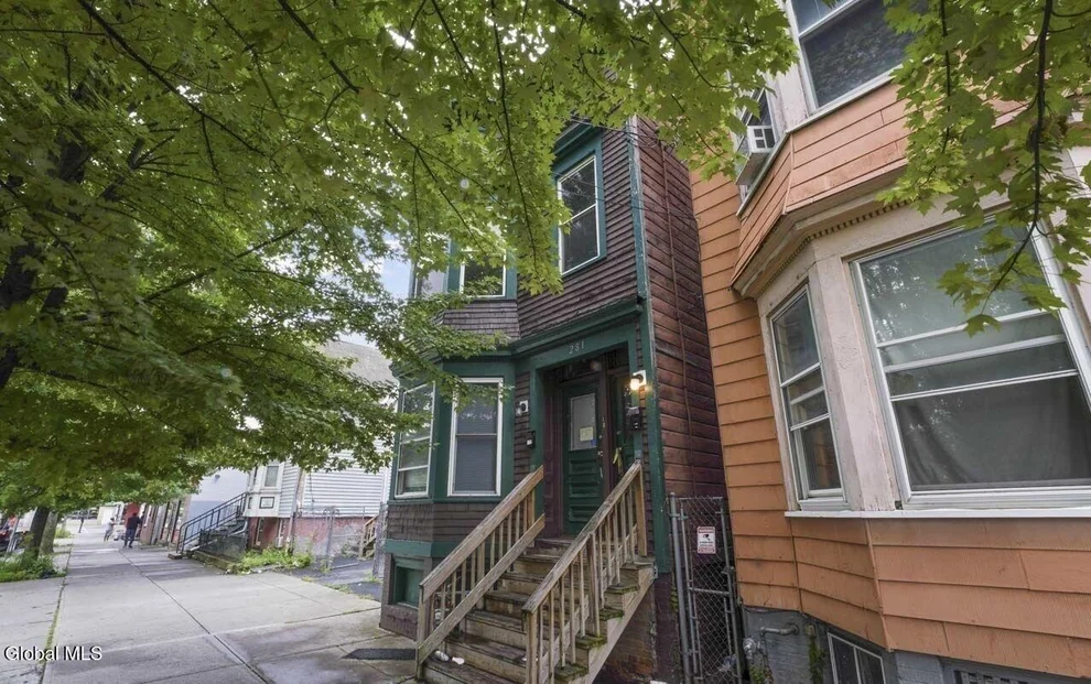 Unit for sale at 281 Ontario Street, Albany, NY 12203