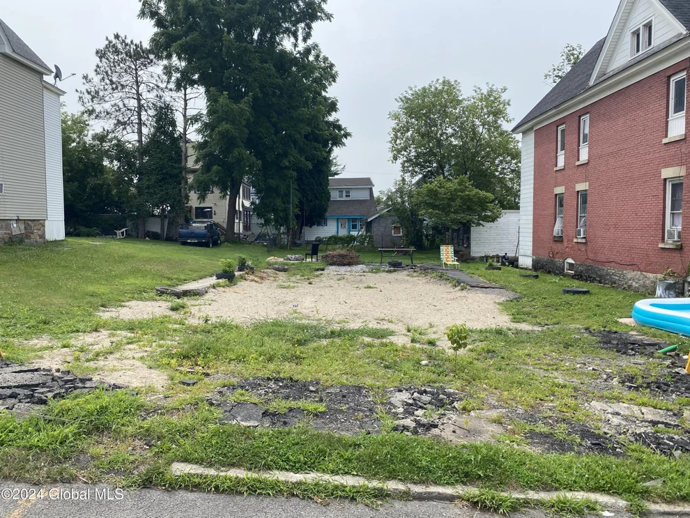 Unit for sale at 78 James Street, Amsterdam, NY 12010