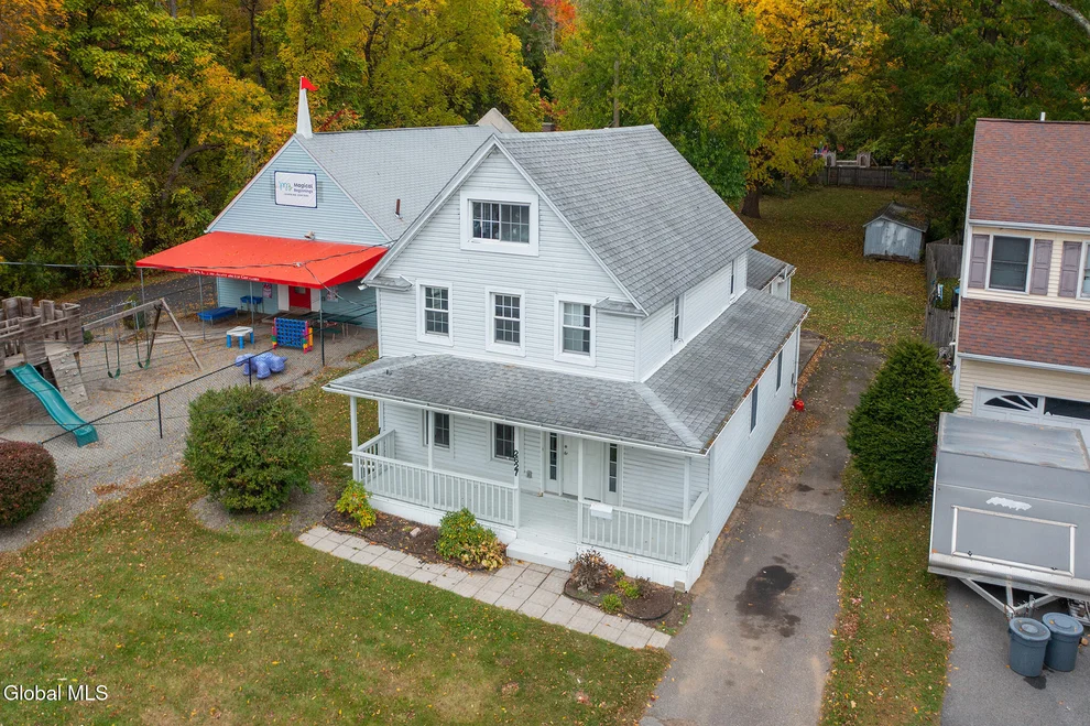 Unit for sale at 2627 Consaul Road, Schenectady, NY 12304