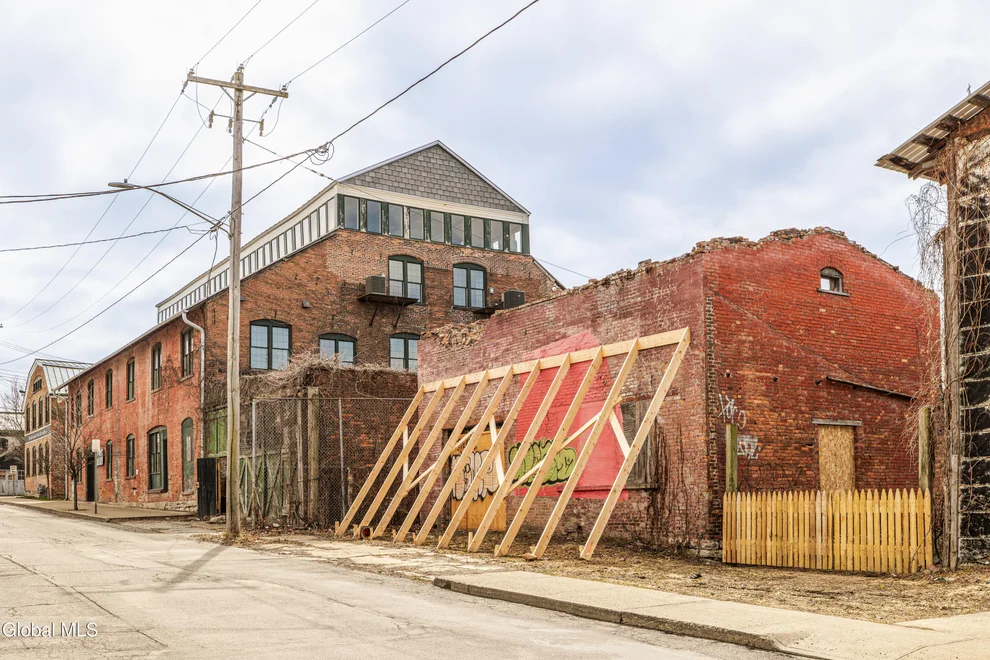 Unit for sale at 357 Columbia Street, Hudson, NY 12534