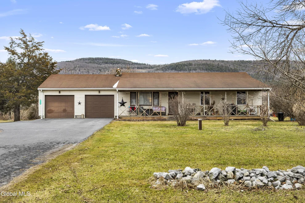 Unit for sale at 4856 State Route 30, Schoharie, NY 12157