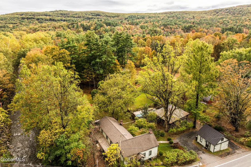 Unit for sale at 1 Wittenberg Road, Woodstock, NY 12498