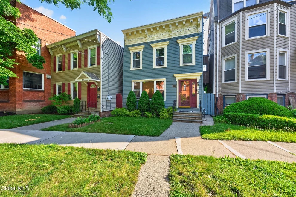 Unit for sale at 21 Western Avenue, Albany, NY 12203