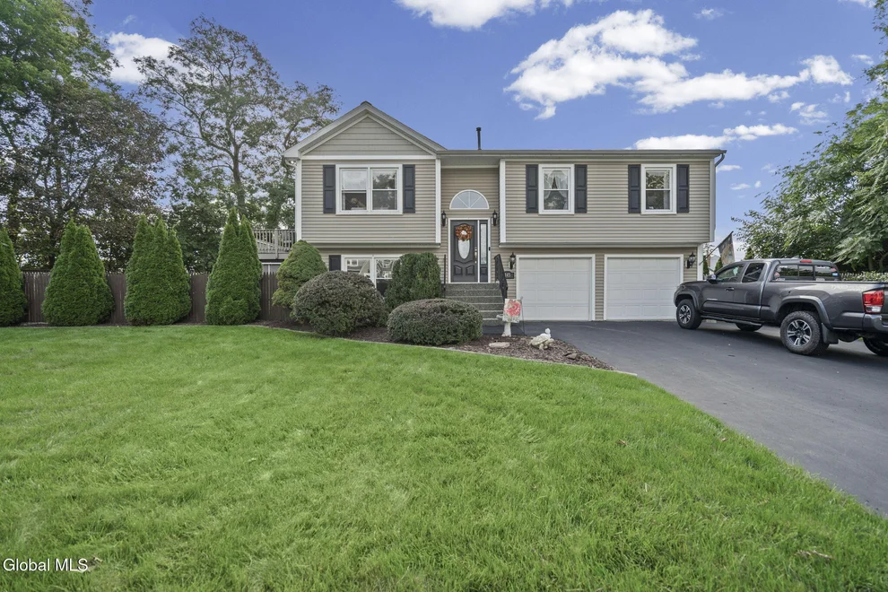 Unit for sale at 145 Shirley Drive, Schenectady, NY 12304