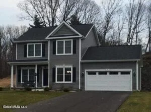 Unit for sale at 9 Jack Drive, Halfmoon, NY 12118