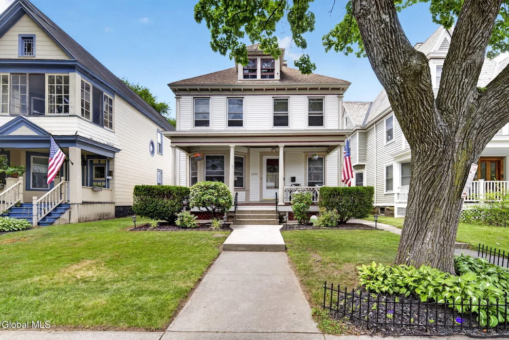 Unit for sale at 1071 Parkwood Boulevard, Schenectady, NY 12308