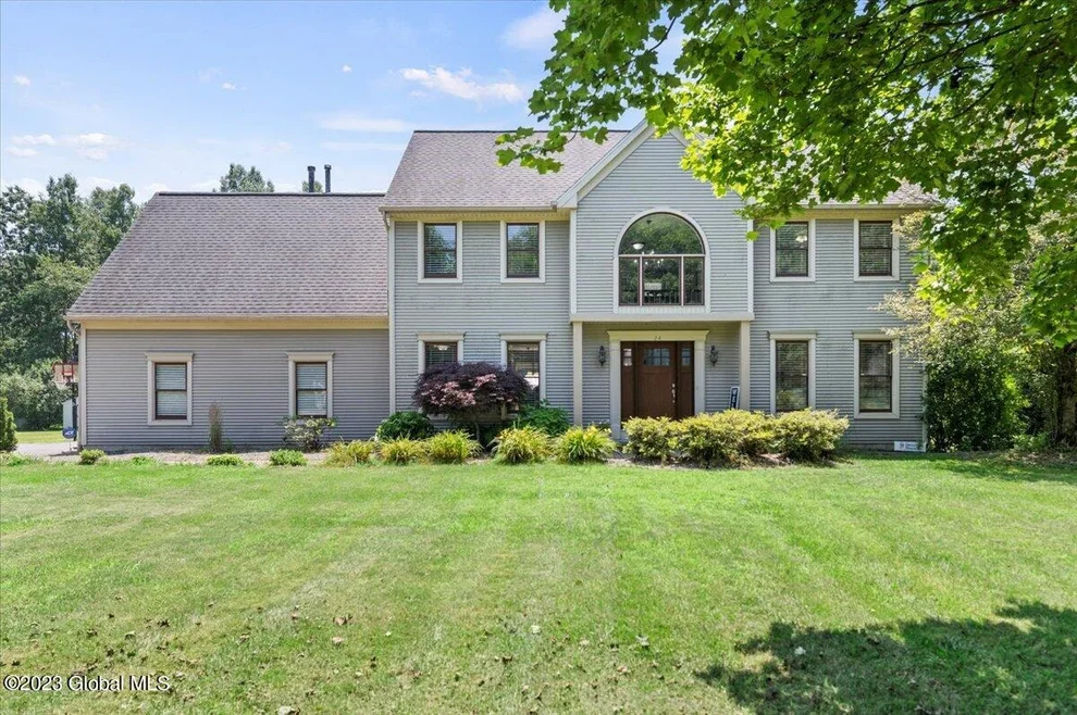 Unit for sale at 24 Bog Meadow Run, Saratoga Springs, NY 12866