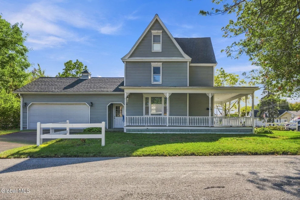Unit for sale at 2504 Augustine Avenue, Rotterdam, NY 12306