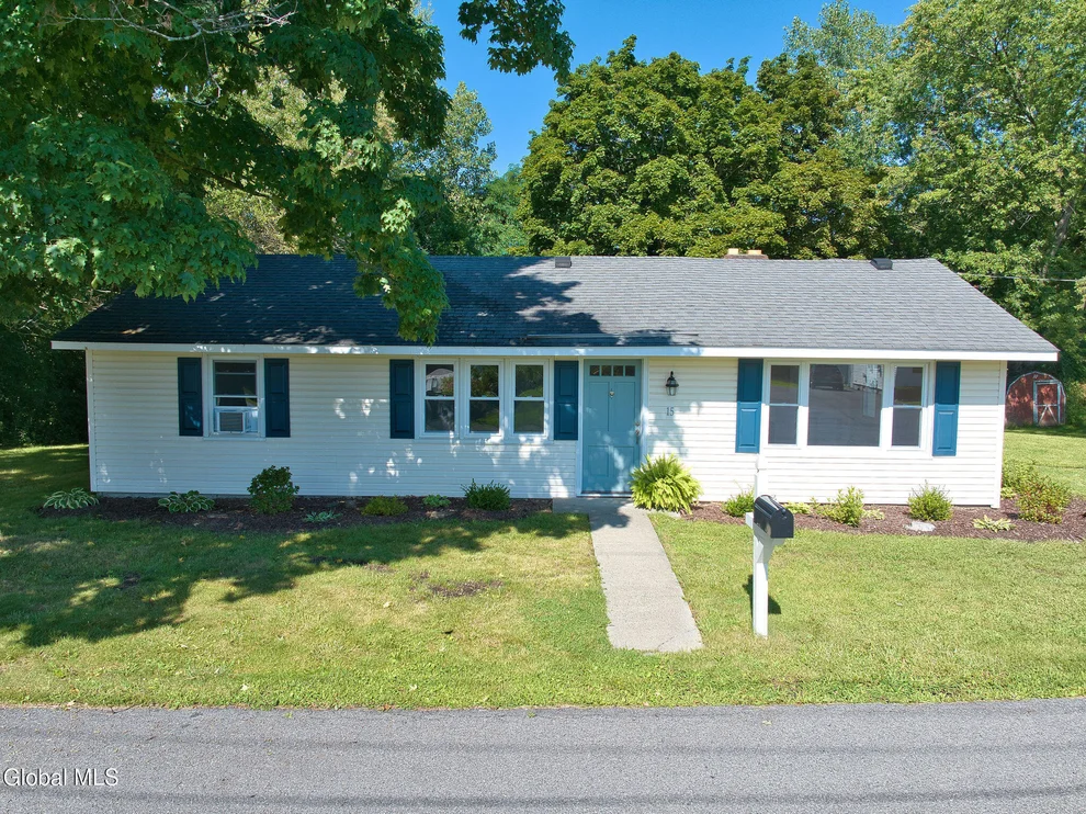 Unit for sale at 15 Renas Drive, Colonie, NY 12047