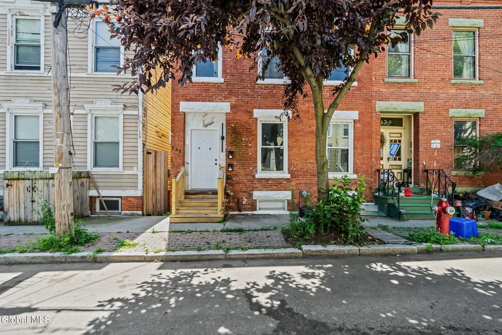 Unit for sale at 132 4th Avenue, Albany, NY 12202