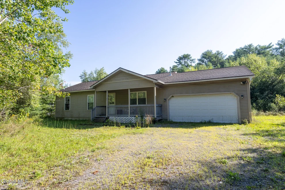 Unit for sale at 31 Lausanne Lane, Lake Luzerne, NY 12846