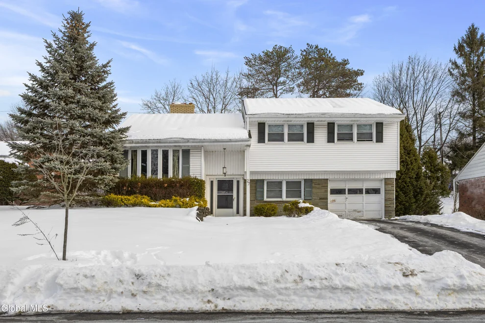 Unit for sale at 27 Davis Avenue, Albany, NY 12203